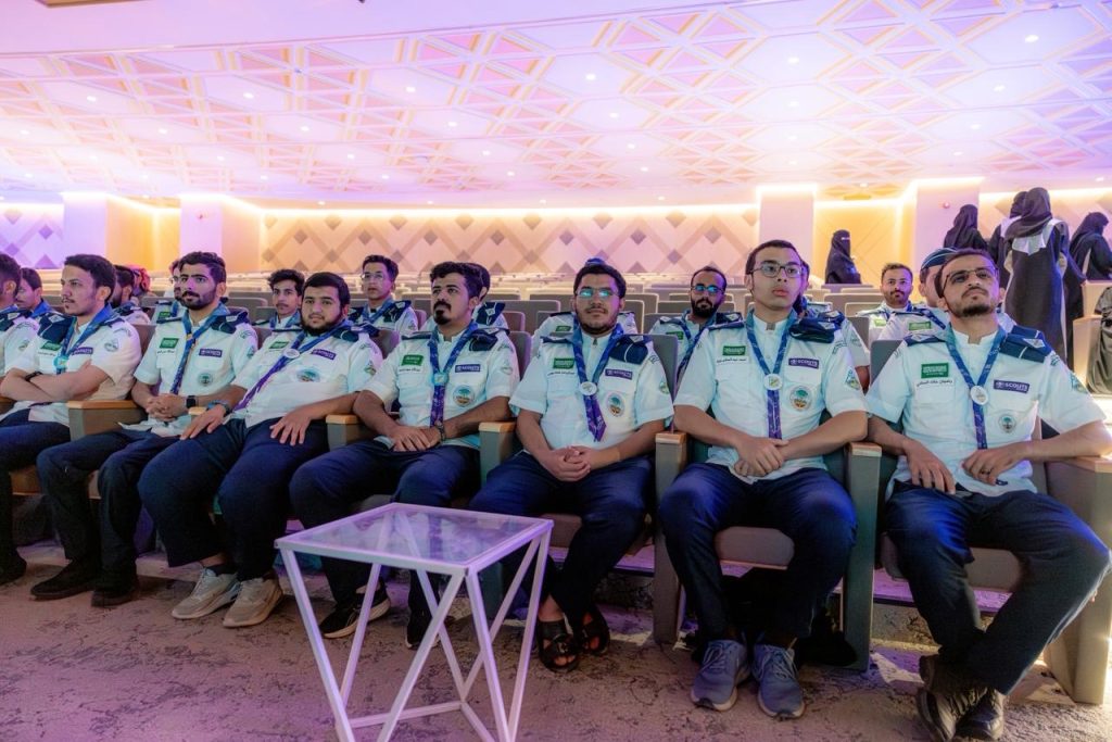 تخريج الدفعة الثالثة والعشرين بجامعة القصيم بحضور قيادات أكاديمية إسلامية.