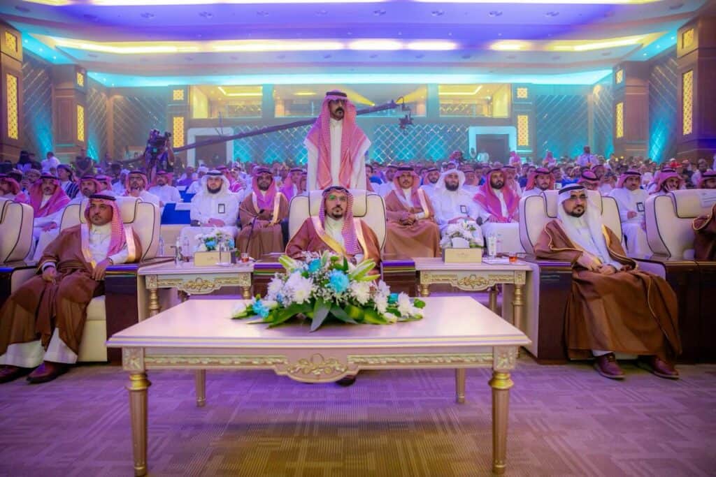 حضور أكاديمي لطلاب ومنسوبي جامعة القصيم في مهرجان تراث الشعوب بمقر الجامعة.