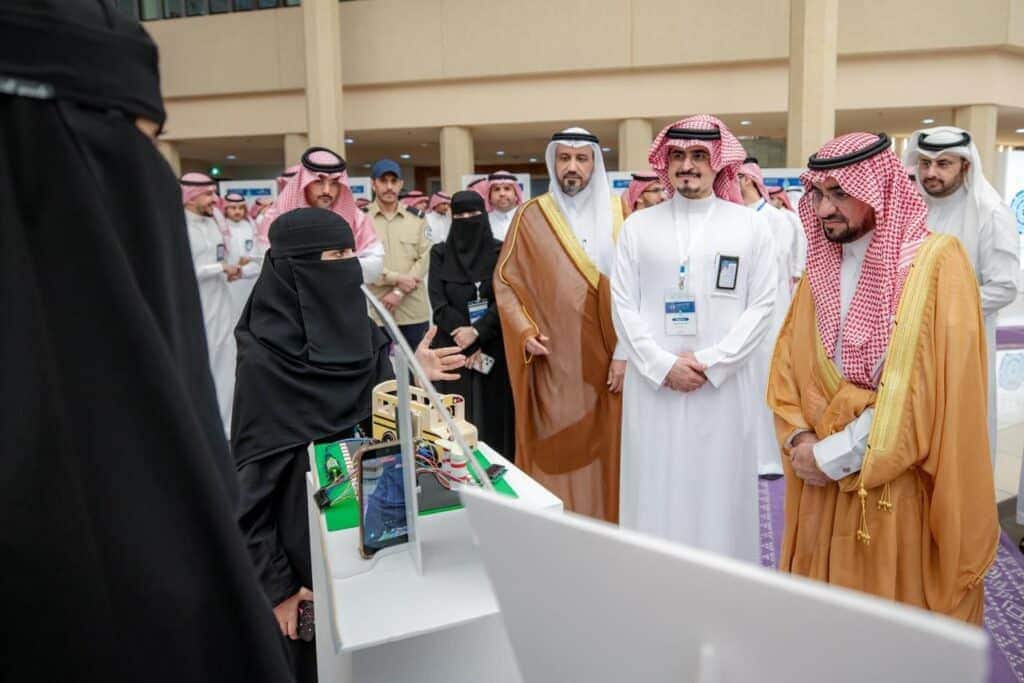 عرض مشروع هندسة جودة الحياة ضمن الملتقى الهندسي الأكاديمي بجامعة القصيم.