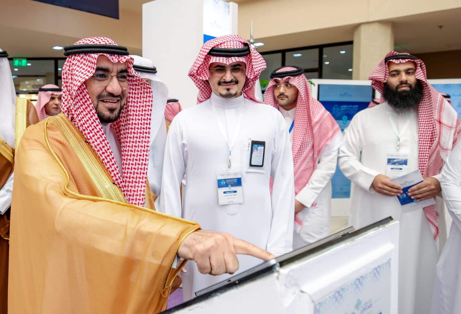 قيادات جامعة القصيم يشاركون في الملتقى العلمي الهندسي لمناقشة جودة الحياة.