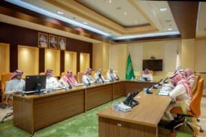 The board of directors meeting at the medical city of Qassim University, with the university president in attendance, reflects institutional values.