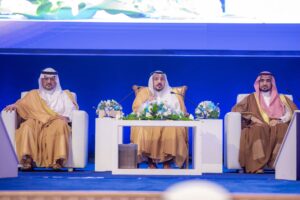 An academic seminar at Qassim University on technical training and higher education in the presence of the region's governor.