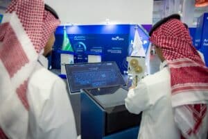 مشاركة جامعة القصيم في معرض تفاعلي ضمن مؤتمر ليب 2026 بهدف تعزيز المعرفة الرقمية.