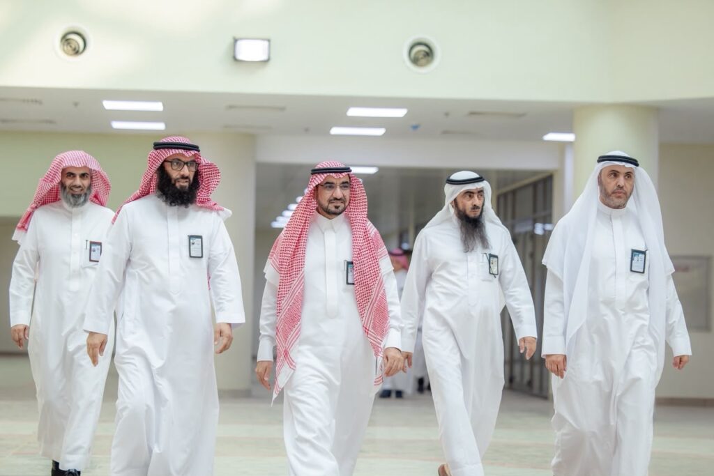 اجتماع اللجنة الدائمة في جامعة القصيم.