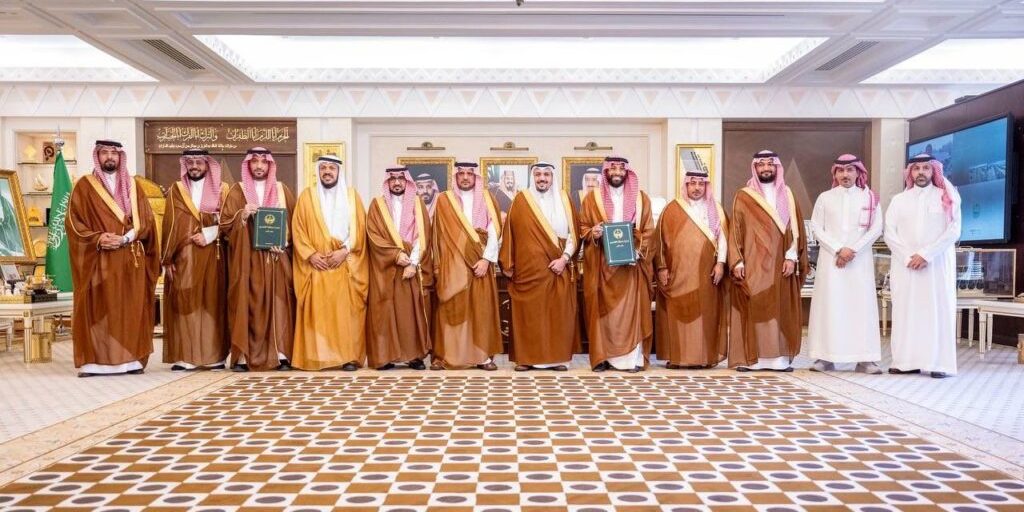 Photos of representatives of Qassim University at an academic official meeting in the presence of the region's emir.